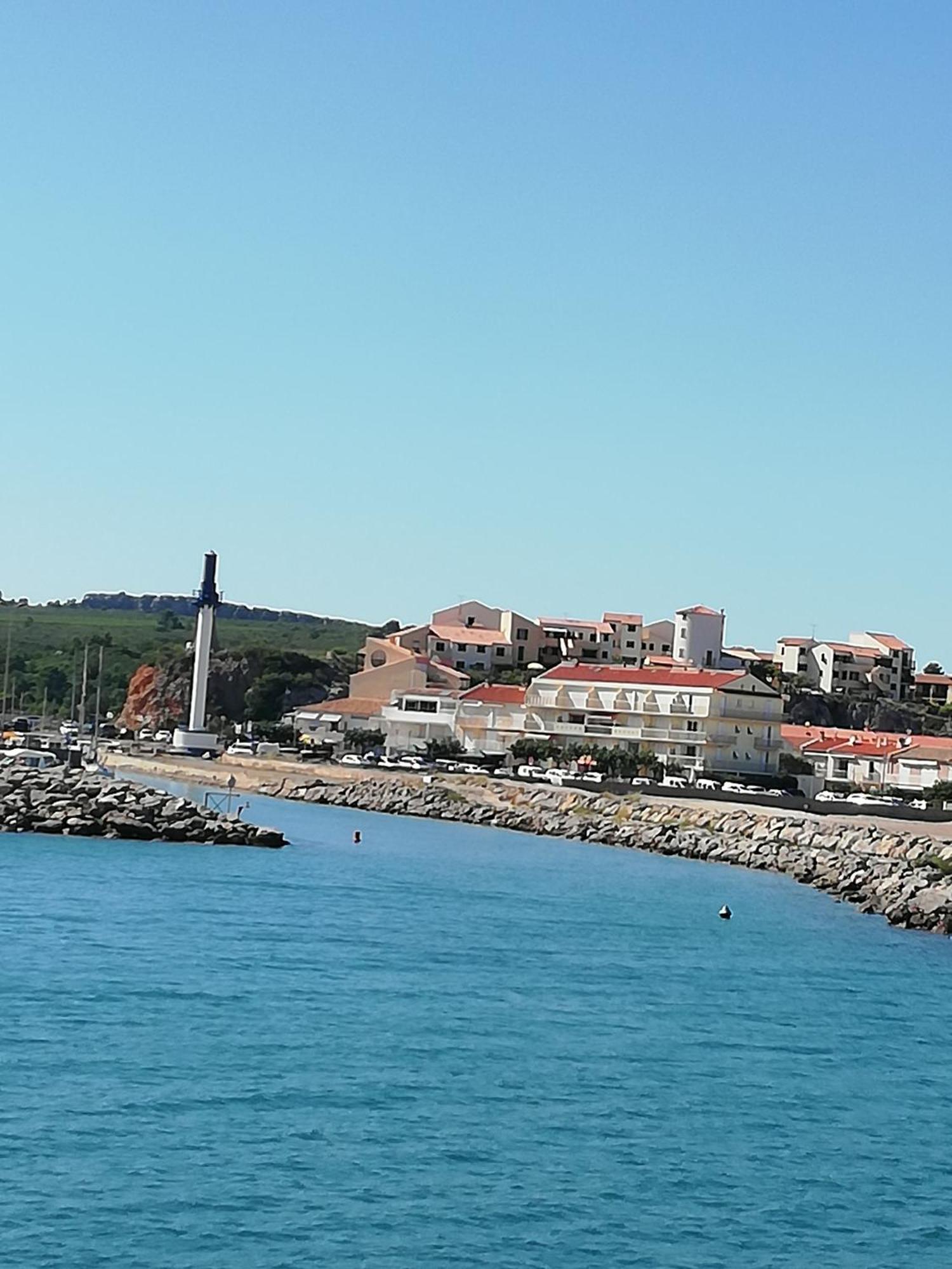 Superbe Appartement Avec Vue Sur Mer Et Port, Parking Prive Saint-Pierre-la-Mer  Екстер'єр фото
